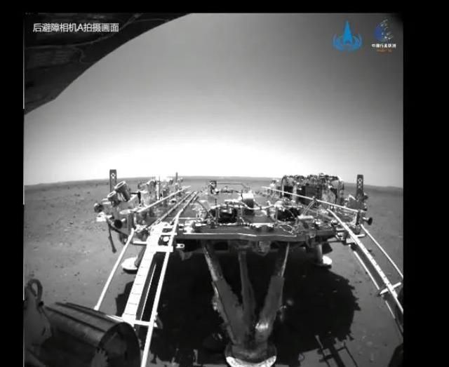 火星日 祝融号火星车时速仅40米,这速度是不是太慢了?来看看其它火星车