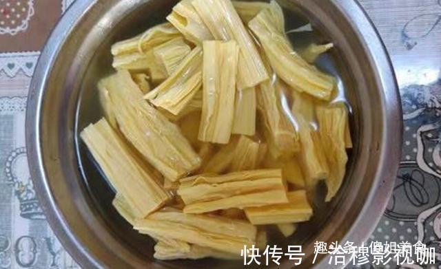 过年泡腐竹,不要放水里就泡,学会饭店的方法,不夹生、时间短