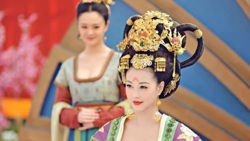 屠杀|武则天为夺权大肆屠杀先朝遗老, 为何却单单放过了程咬金?