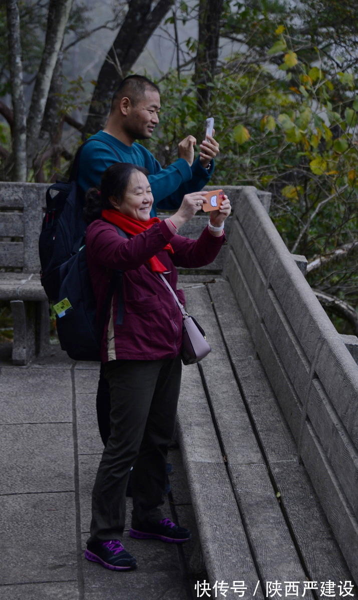 黄山|薄云浓雾游黄山宛若仙境【严建设】