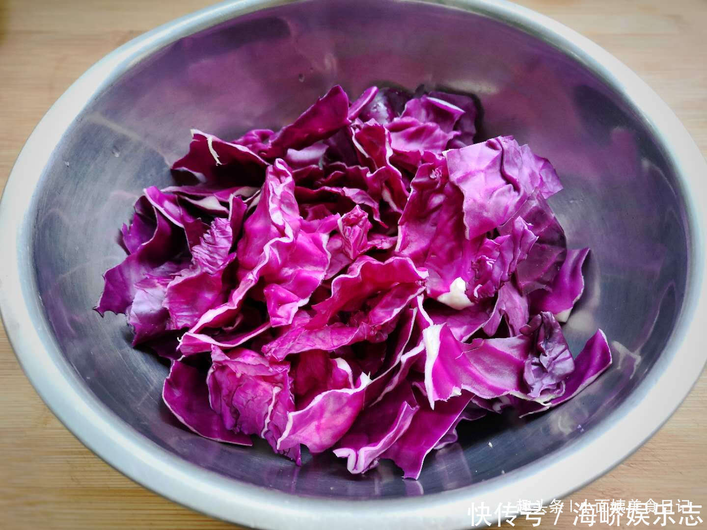 正当|蔬菜中的“花青素之王”,一斤才2元,正当季,女性朋友吃最好!