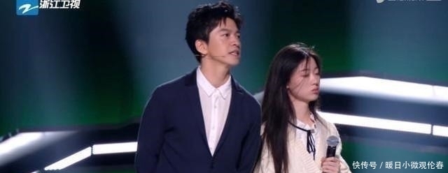 天才少女 单依纯心仪导师原来是他，幸亏没转身，不然天才少女就“毁”了