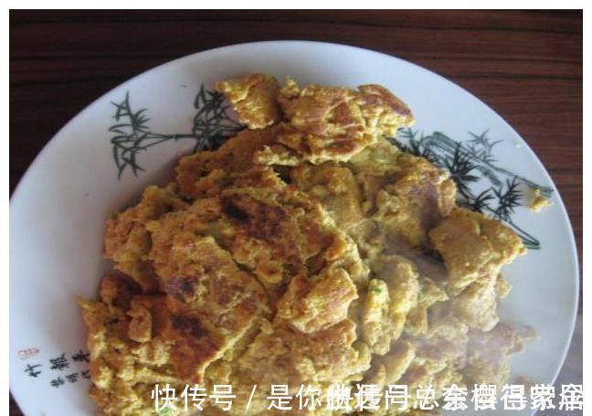 陪小姑子去男方家看门户，阿姨专门做一桌菜招待，饭后我自己回家