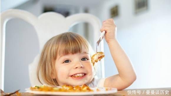 分泌|睡前3个坏习惯,会悄悄“夺走”孩子的身高,速查你家娃有没有中