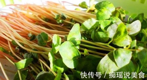 肤质|女性过了40岁,坚持常吃的食物,改善肤质,补充营养、滋补身体