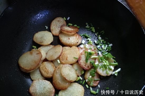 苹果|它是宿便“最强天敌”,维生素比苹果高,只要5块就能炒一大盘