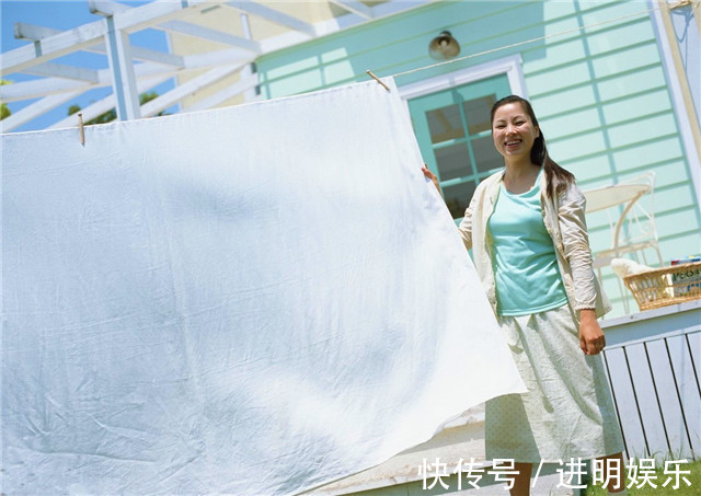 睡眠时间|你每天都睡觉的床单,多久清洗一次比较好专家来告诉各位答案