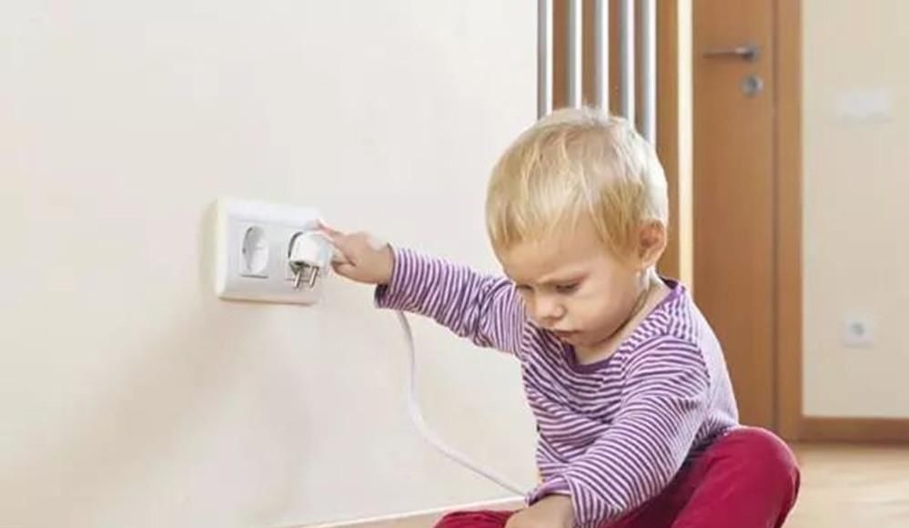 宝妈|3岁女孩散发恶臭,宝妈慌忙就医,医生发现问题出在鼻子里