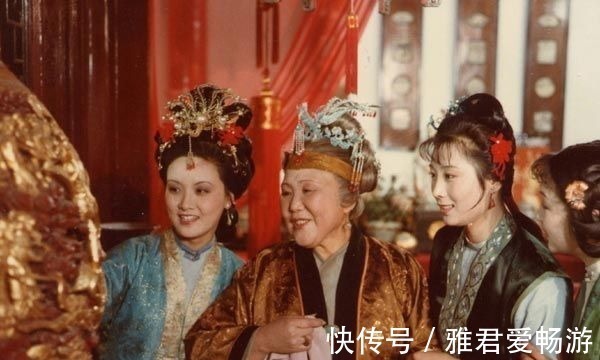 人物&曹公:秦可卿向王熙凤托梦不简单,其中隐藏着一个重大秘密