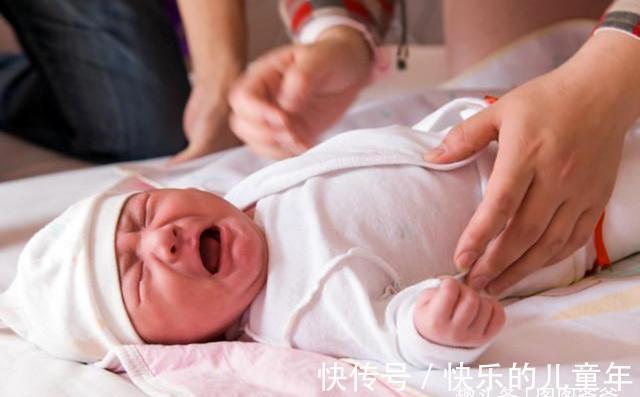 满月|宝宝第一个月长几斤正常?0~1岁宝宝体重参照表出炉,你娃达标没