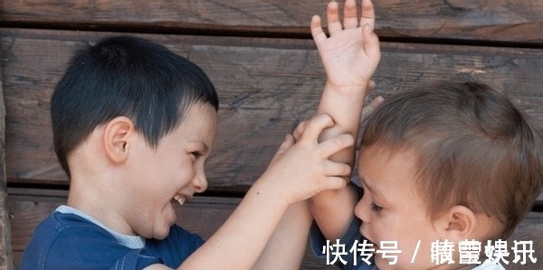 洗手间|14岁男孩“蛋蛋”坏死,医生无奈摇头:现在太多孩子喜欢做错事