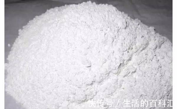 腻子膏|为什么越来越多人选择内墙用耐水腻子?老师傅:前者环保更耐用!