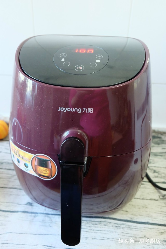 炸花生米这个做法好，8分钟就出锅，又香又脆，不怕糊还省油！