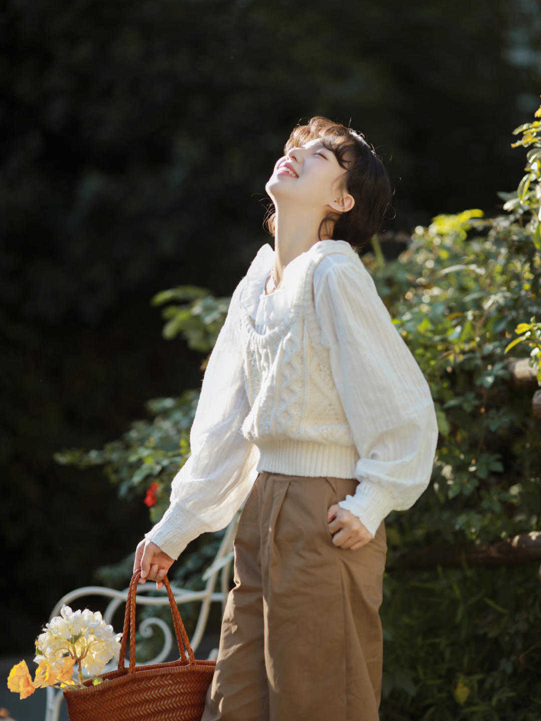 秋天|今年流行奶奶裤,专治各种缺点,微胖女生的最爱