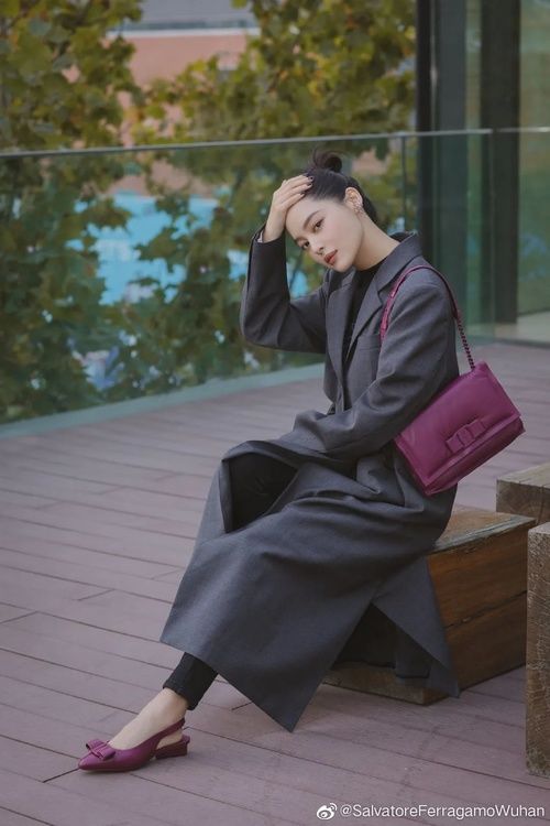 羽绒服穿在你身上显臃肿？穿在它身上刚刚好！