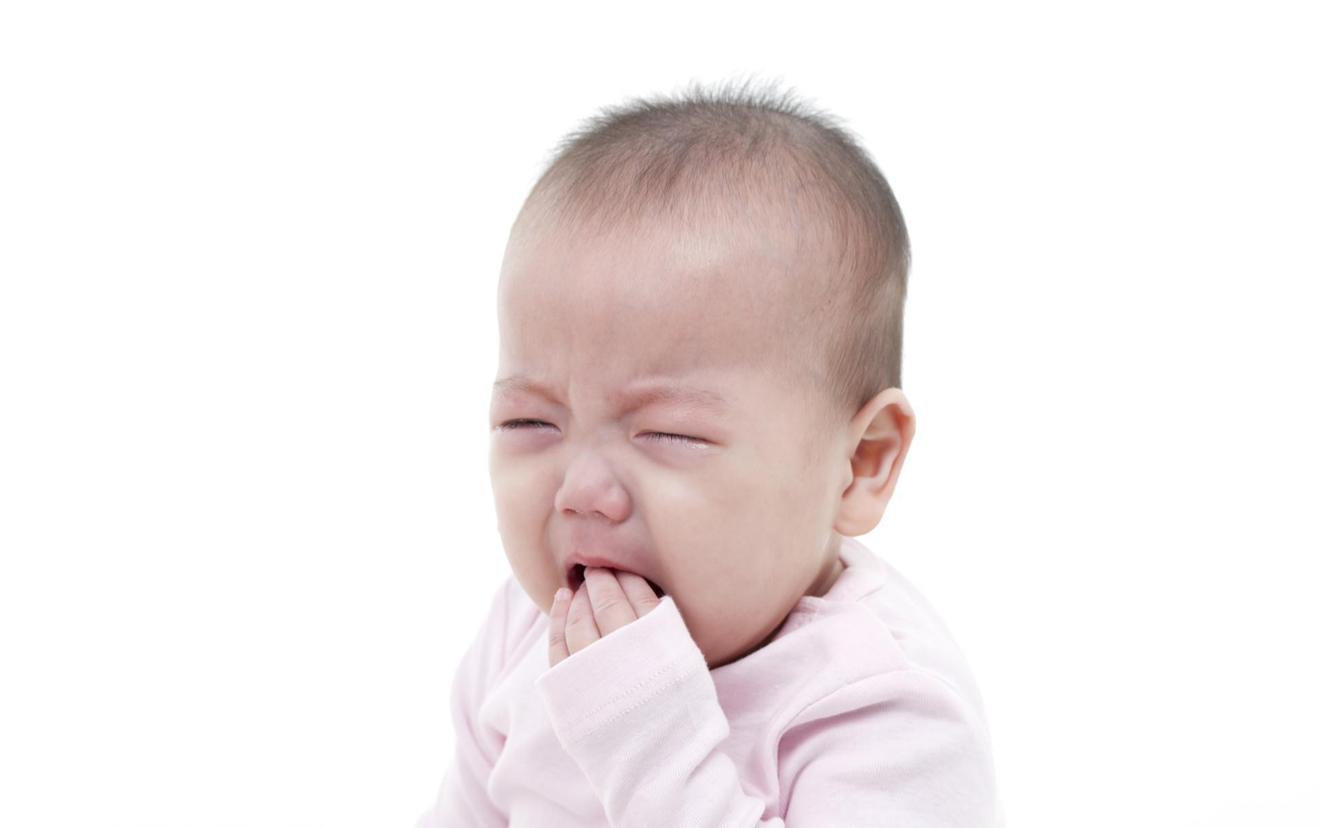 小觉|婴儿小觉短、哄睡难,家长做到“3管3不管”,轻松改善白天睡眠