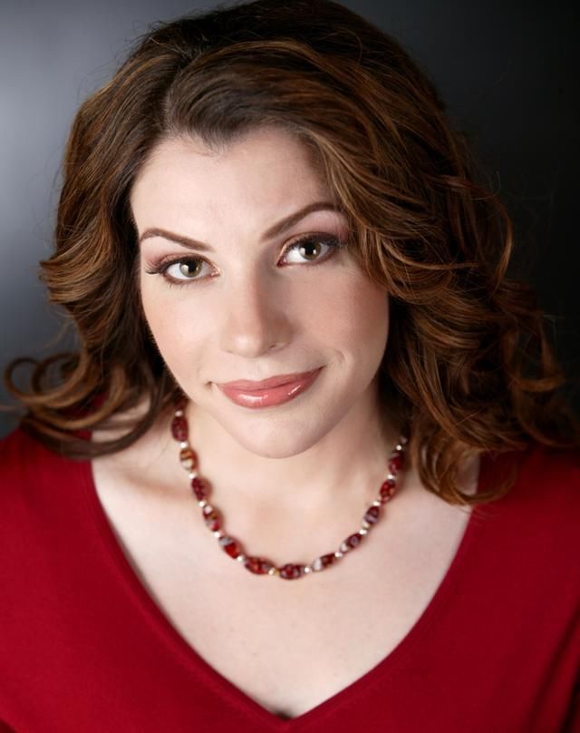 “暮光之城”新书《午夜阳光》火爆上市,简体中文版版权花落接力社