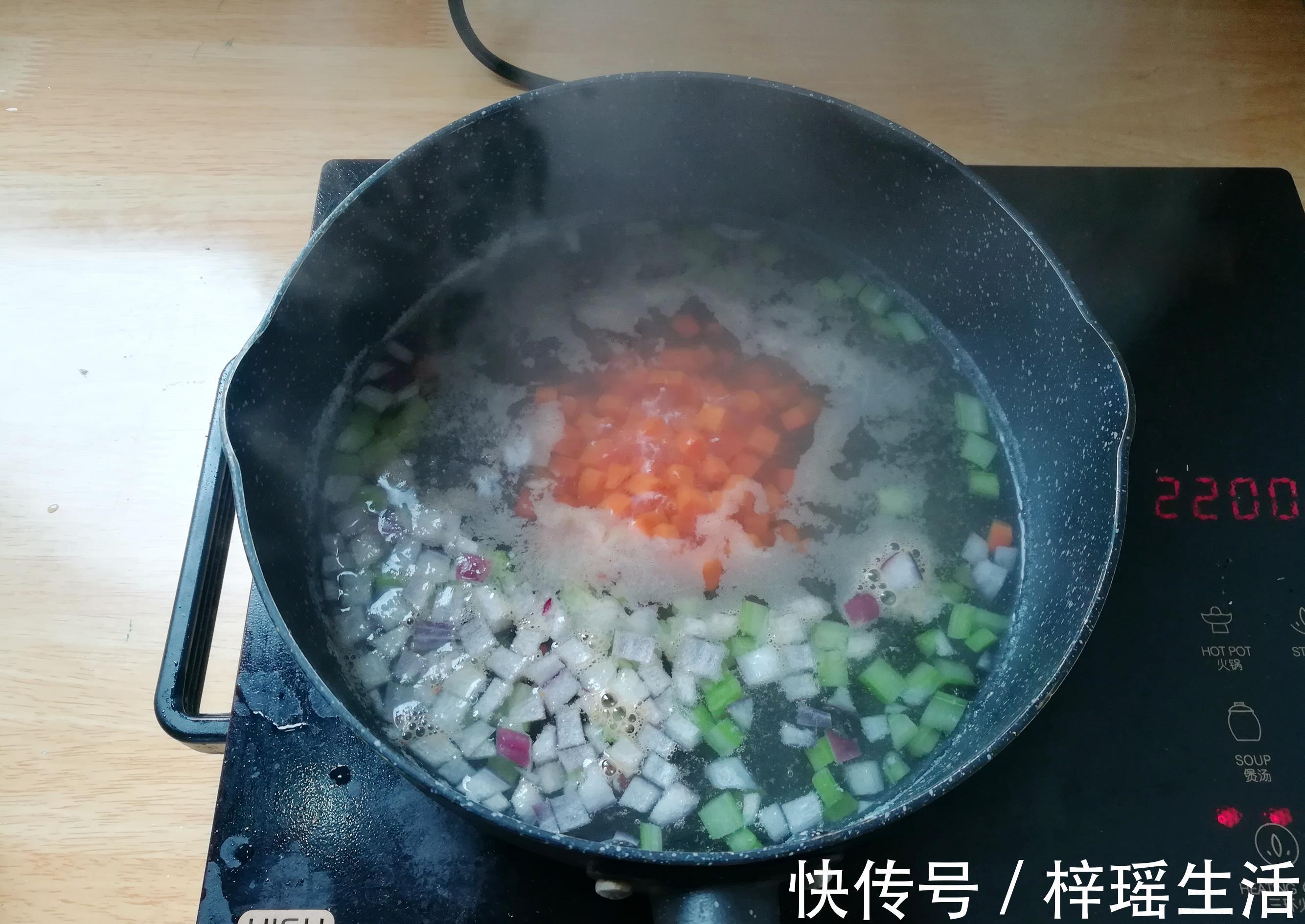 西芹|给高中生做早餐，食材简单营养足，网友：这才是真正的好早餐