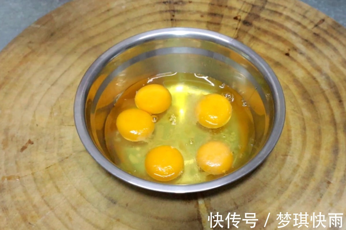 西红柿|西红柿炒鸡蛋怎么做?很多人第一步就错了,大厨教你正确做法