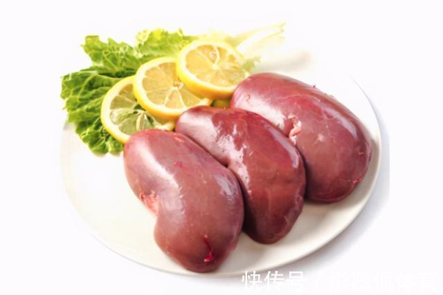 睡眠质量|尿酸高的人,这3类碱性食物多吃,或有助于稳定尿酸水平