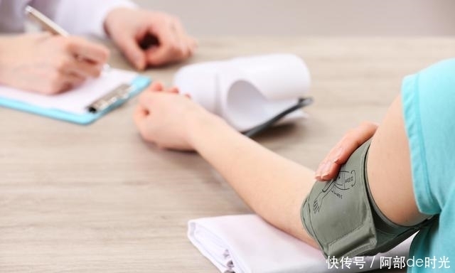 血压高压150,低压110,怎么办?医生给出2个建议,助你血压平稳