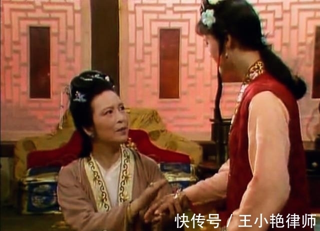 薛宝钗#《红楼梦》:宝玉和宝钗婚后,袭人为什么会被撵出贾府