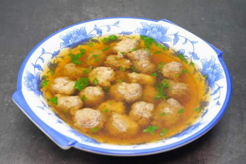 丸子|做肉丸子，大厨教你一招，多放1味料，丸子Q弹筋道，汤鲜味美