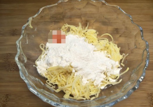 北方人最爱的土豆做法,筋道喷香不油腻,南方人吃了都说好!