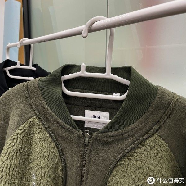 羽绒服 花小编来啦:优衣库与白山联名男装全系列开箱,上身体验哪些值得买