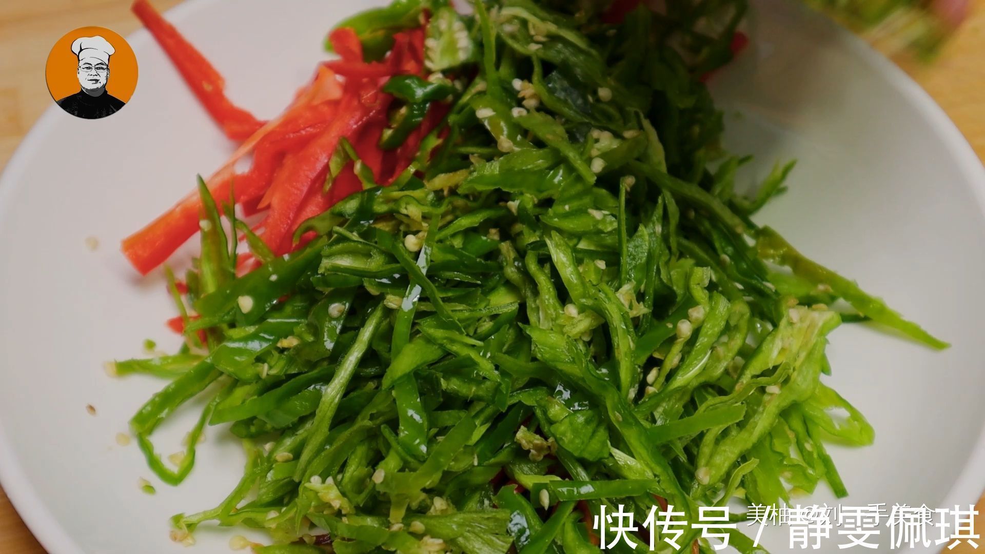 为什么饭店的辣椒炒肉那么香,原来大厨是这样做的,难怪那么香