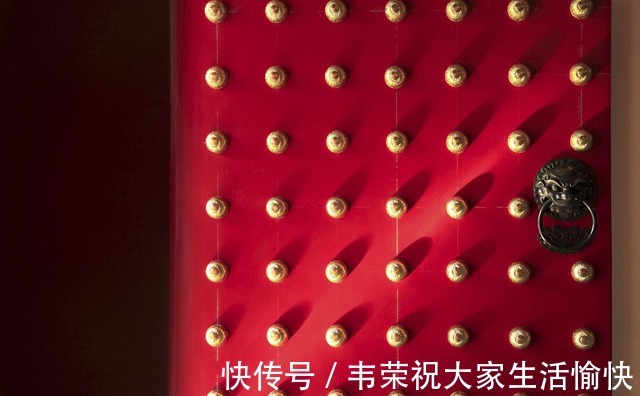 白虎|俗话“一户开两门,人财都难存”是啥意思有没有道理