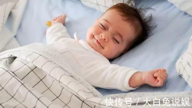 睡眠时间|紧抓一天当中2个睡觉黄金期,孩子生病少智力高,还长高个