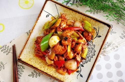 这肉做“回锅肉”真叫香，不比猪肉差，配上大米饭很棒，便宜