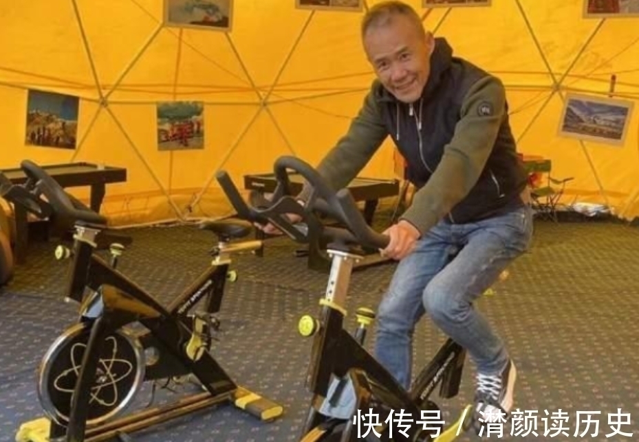 职业经理人|他69岁喜得爱女70岁再攀珠峰,每月退休金百万,娇妻才40岁