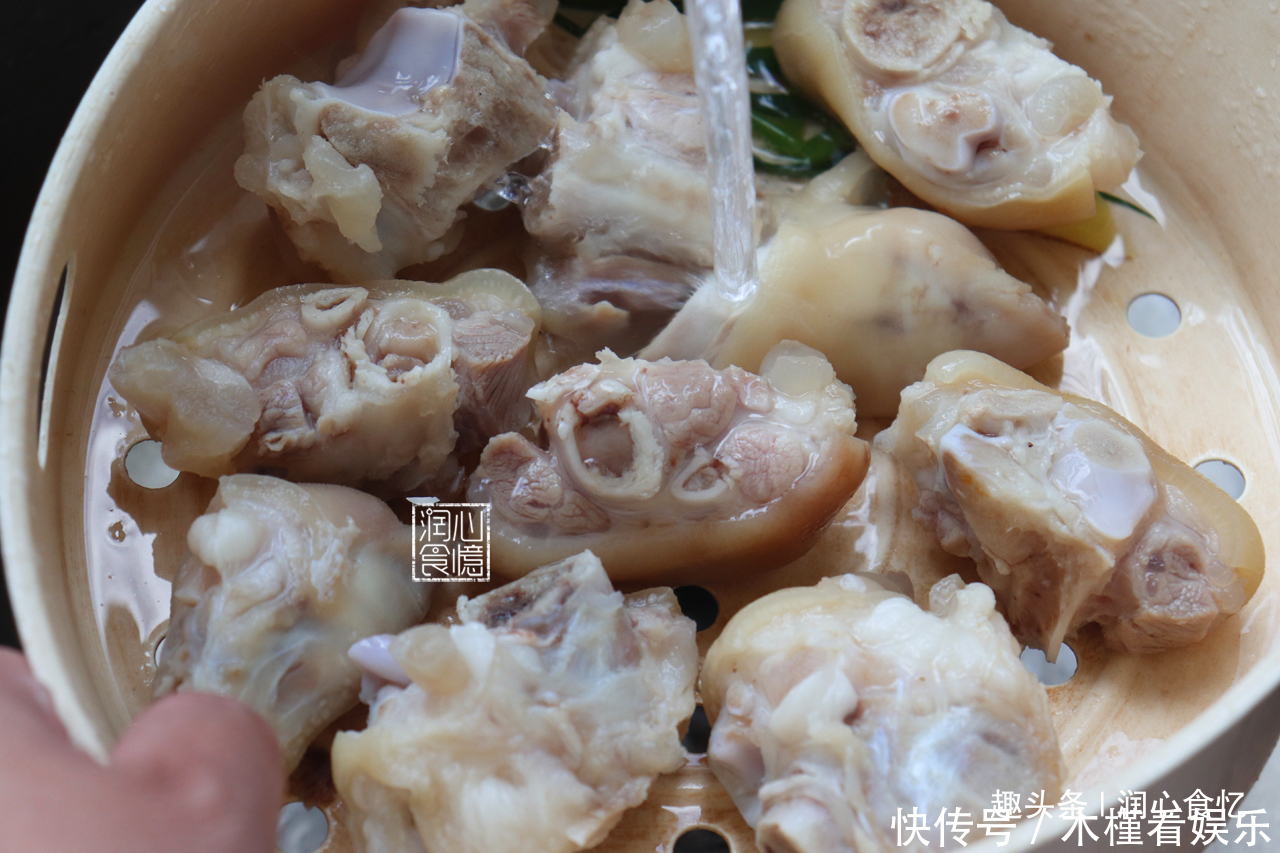 冰糖|女人常吃一道“美容菜”，40岁不显老，肌肤嫩滑有弹性，简单易学