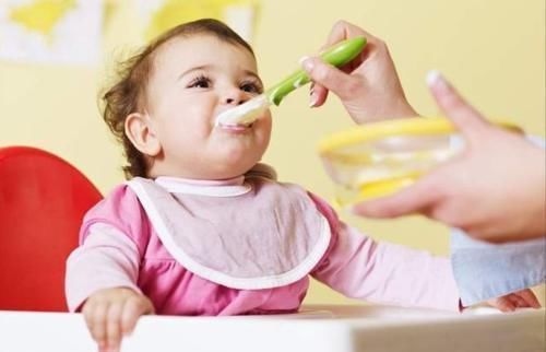 孩子|给孩子做辅食时，家长别犯这3个“错误”，可能会影响娃的发育