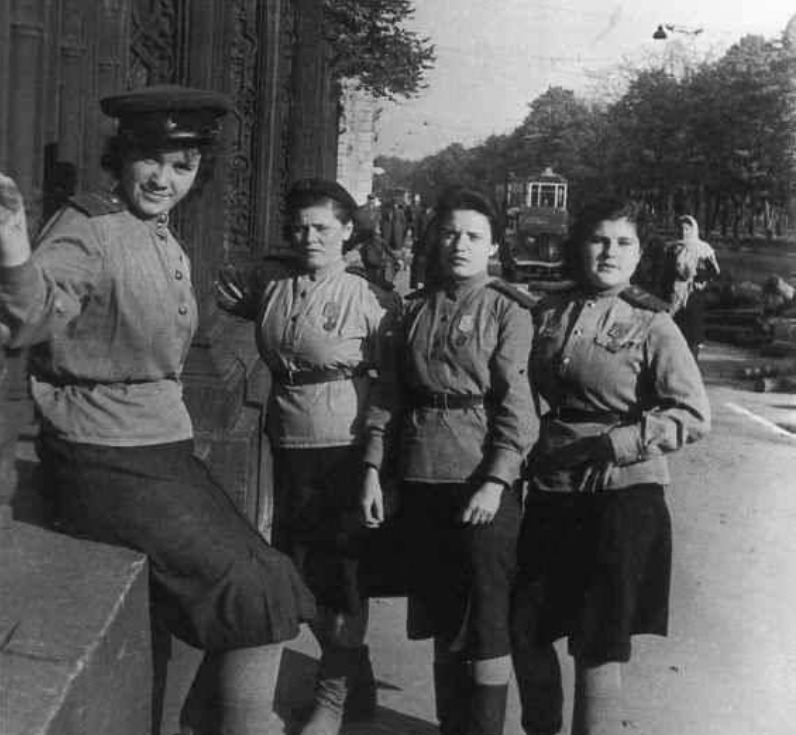 深受|日本有种罪犯,深受苏联妇女喜爱,尽管受阻,仍蜂拥而至