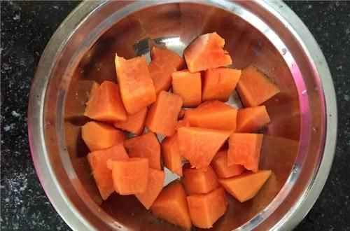 它是天然“防晒霜”，常食白到发光，粉嫩少女肌，裸妆也很美！