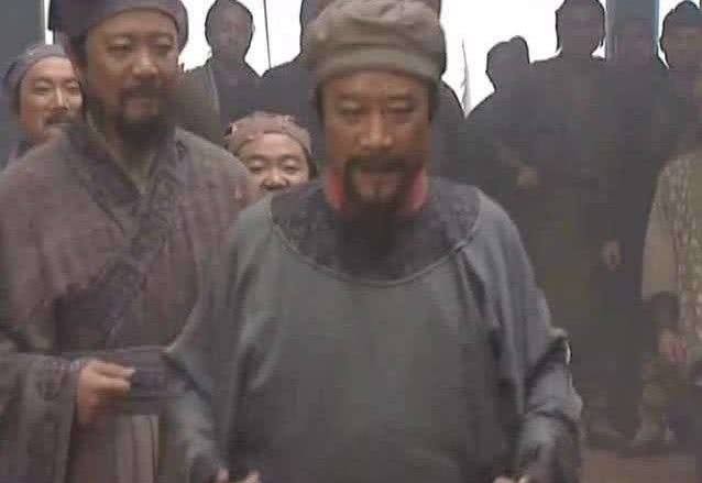 梁山好汉|听闻宋江中毒身亡后,武松淡淡地说了六字,彻底看透了宋江为人