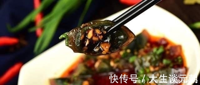 皮蛋|凉拌皮蛋,这两个步骤是关键,搞错的人不少,难怪入口又腥又苦涩