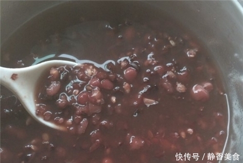 清洗干净|红枣和它煮,是穷人的“造血库”,补血又暖宫,上班族也能做!