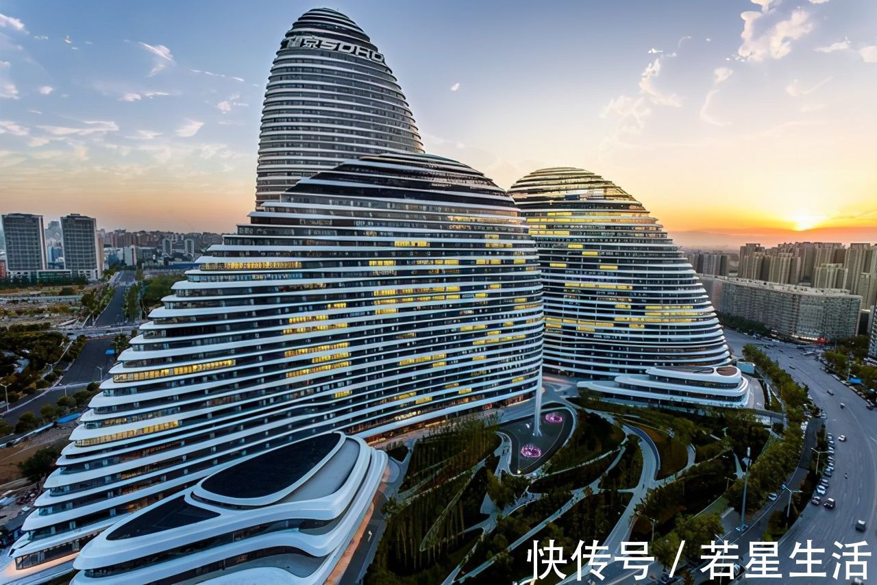 房地产|潘石屹：知名房地产大亨，卖掉SOHO中国，套现118亿元丨EMBA人物