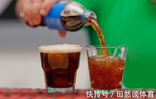 气血|女人体寒,再喜欢,也要远离这4种食物,吃得越多,老得越快