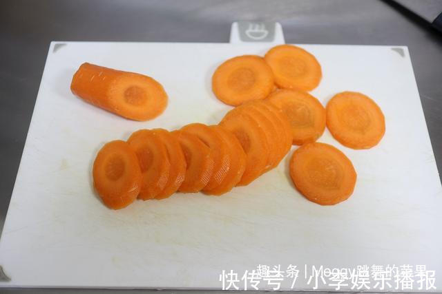私厨水晶虾饺100功，皮透馅Q，独家秘方无保留，天天吃不是梦