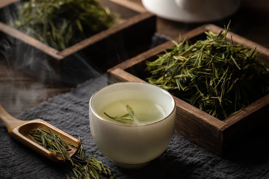 何首乌|最伤肝的五种中药，你还经常吃？每个服中药的人都要注意！