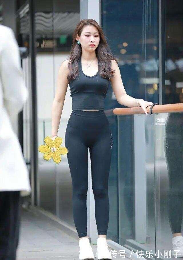 穿搭 超显高的短款打底裤穿搭,用心挑选和搭配的女生,优雅过人