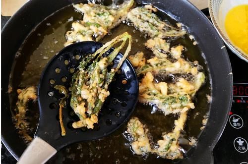 这菜其貌不扬，却浑身是宝，才5元1斤，家家户户都吃得起