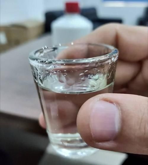 如何区别酱香酒中的坤沙和碎沙、翻沙串酒？欢迎酒友一起探讨？