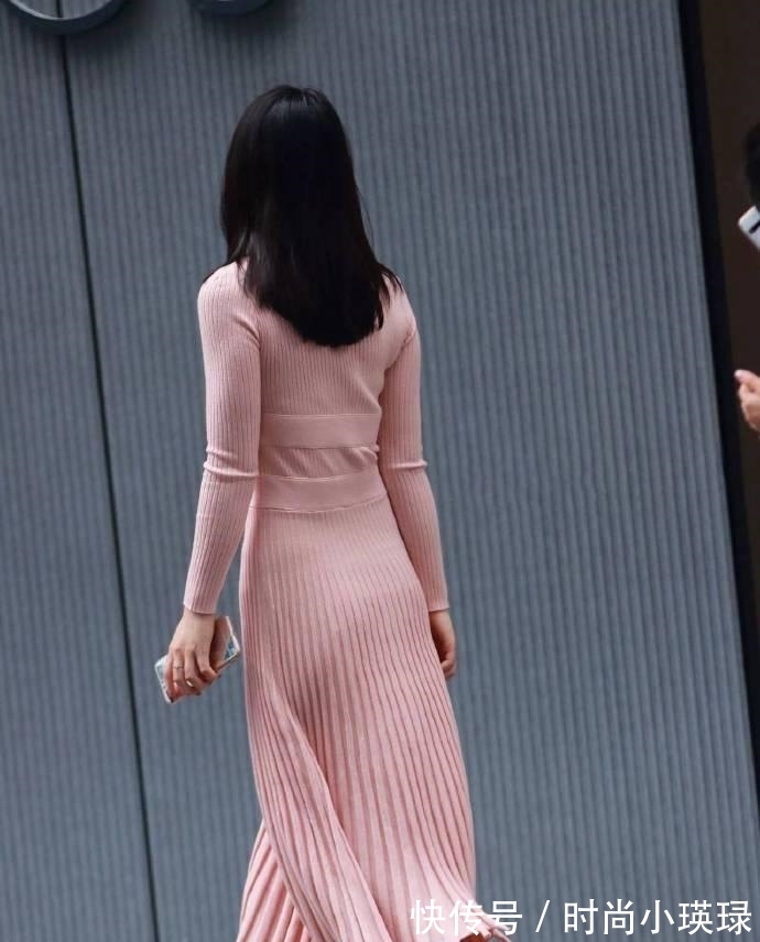 小姐姐 隔壁家阿姨的花裤子是认真的吗?