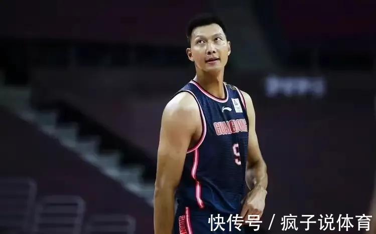 广东队|广东男篮热身两连败,首场对阵深圳队,杜锋有十足的自信吗?